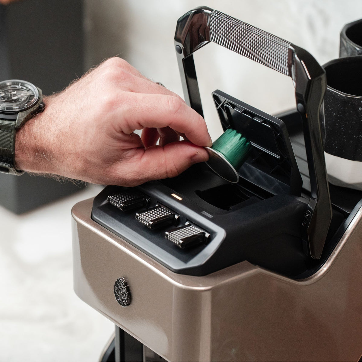 Line1 Espresso and Coffee Machine: Champagne & Grain